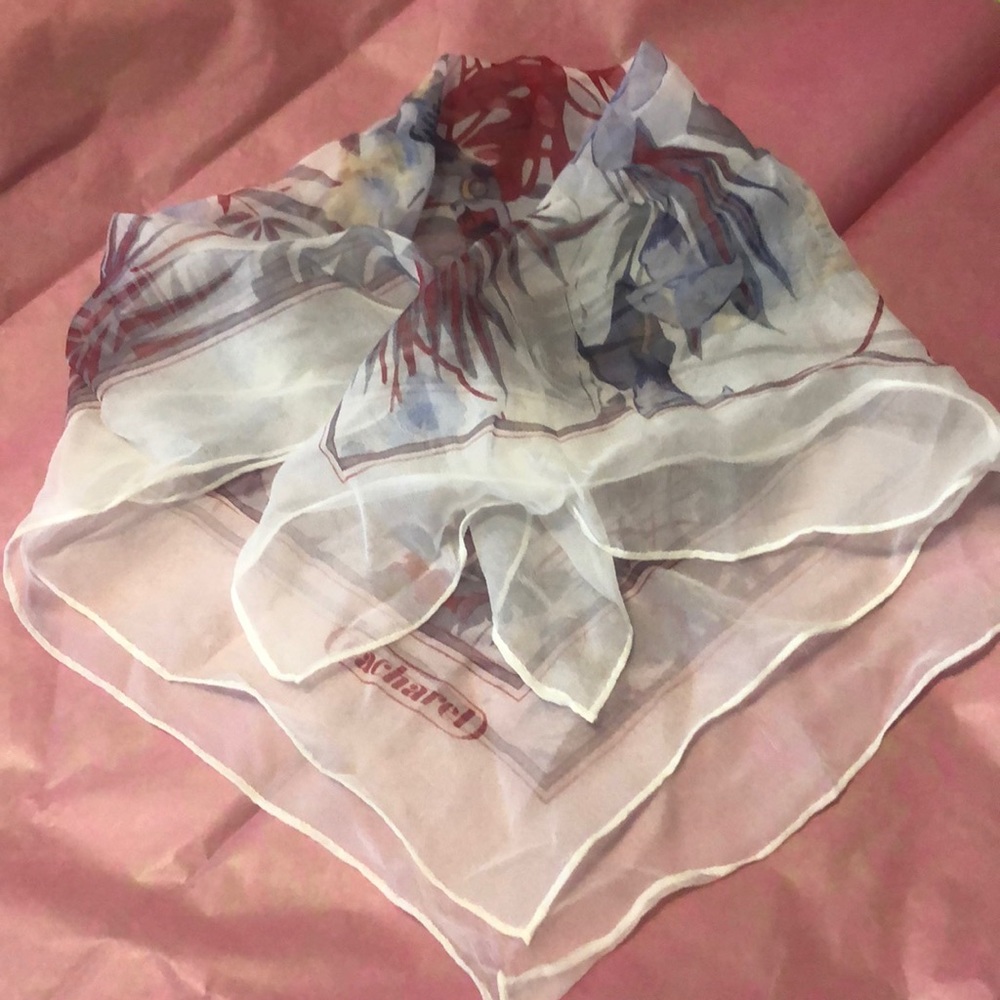 Used scarf size one size - Picture 1 of 8